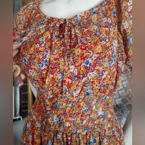 Floral Bohemian Ruffled Maxi Dress - Picture 13 of 16